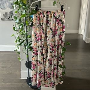 A beautiful foral maxi skirt by Mix Nouveau New York!